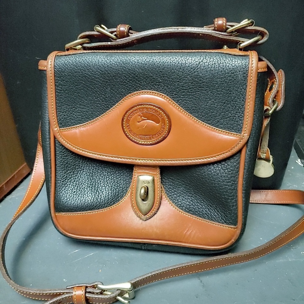 Dooney & Bourke carrier crossbody